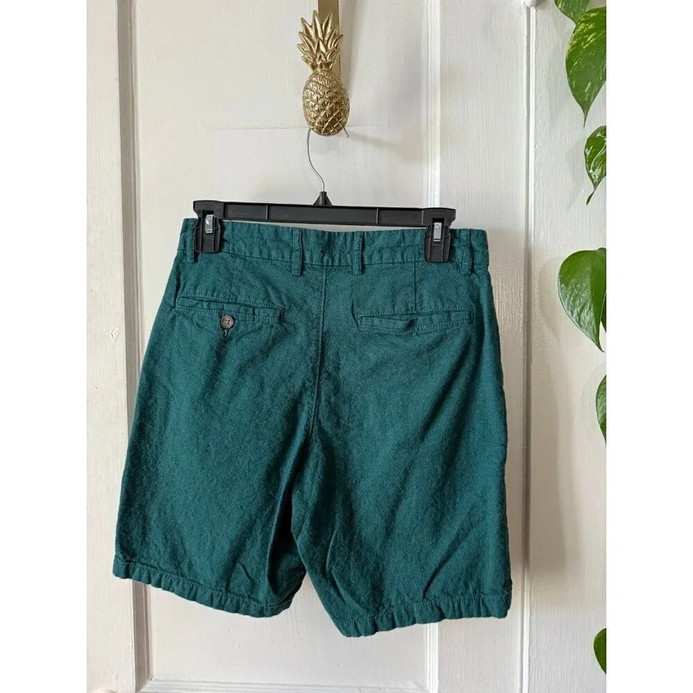 Old Navy men’s size 28 slim blue shorts